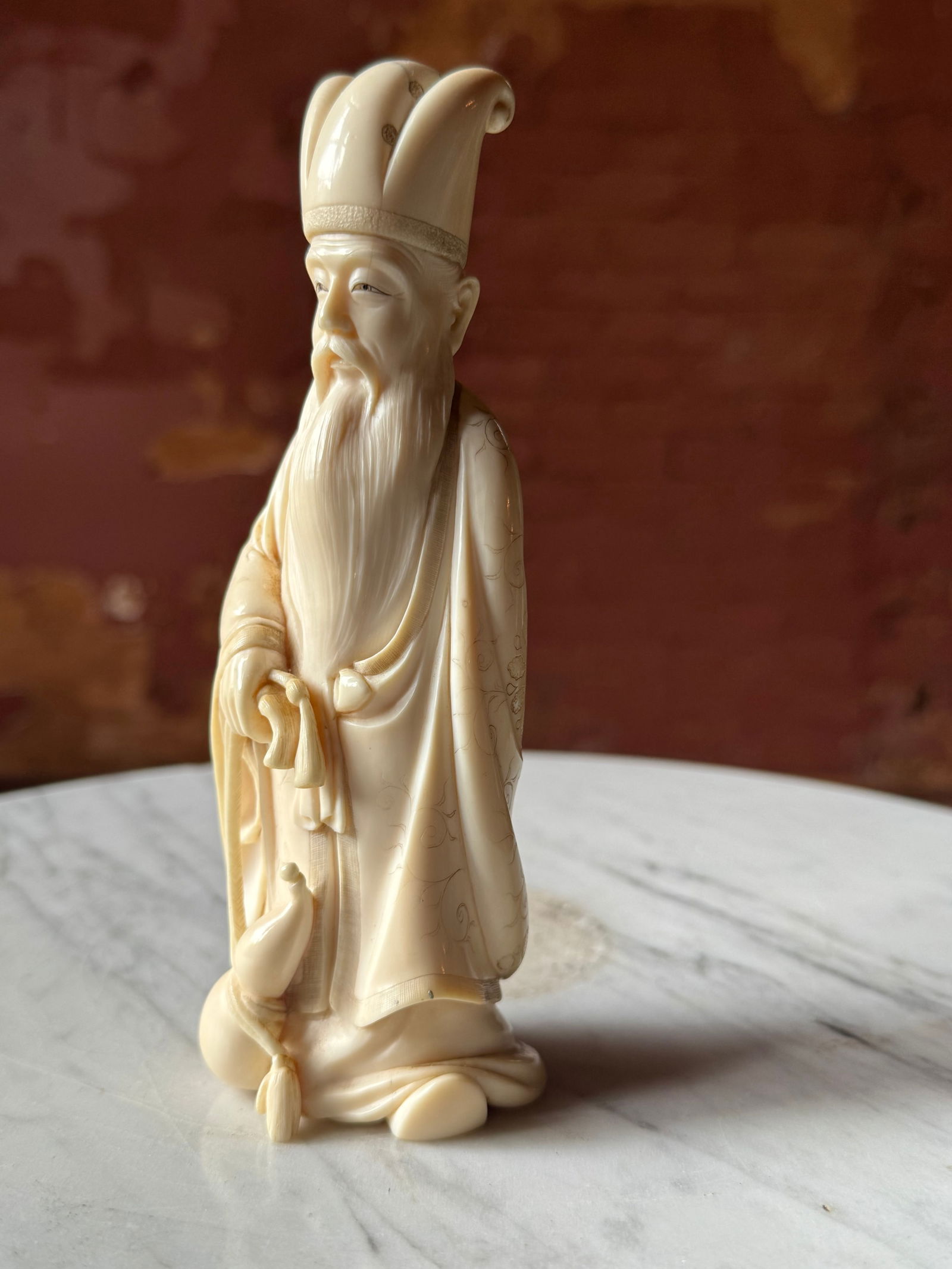 Fine Okimono Carved Figure Meiji Period 19th century: Very fine carved Okimono figure. Dating to the meiji period 19th century. From a fine USN collection acquired in the 1920’s-30’s