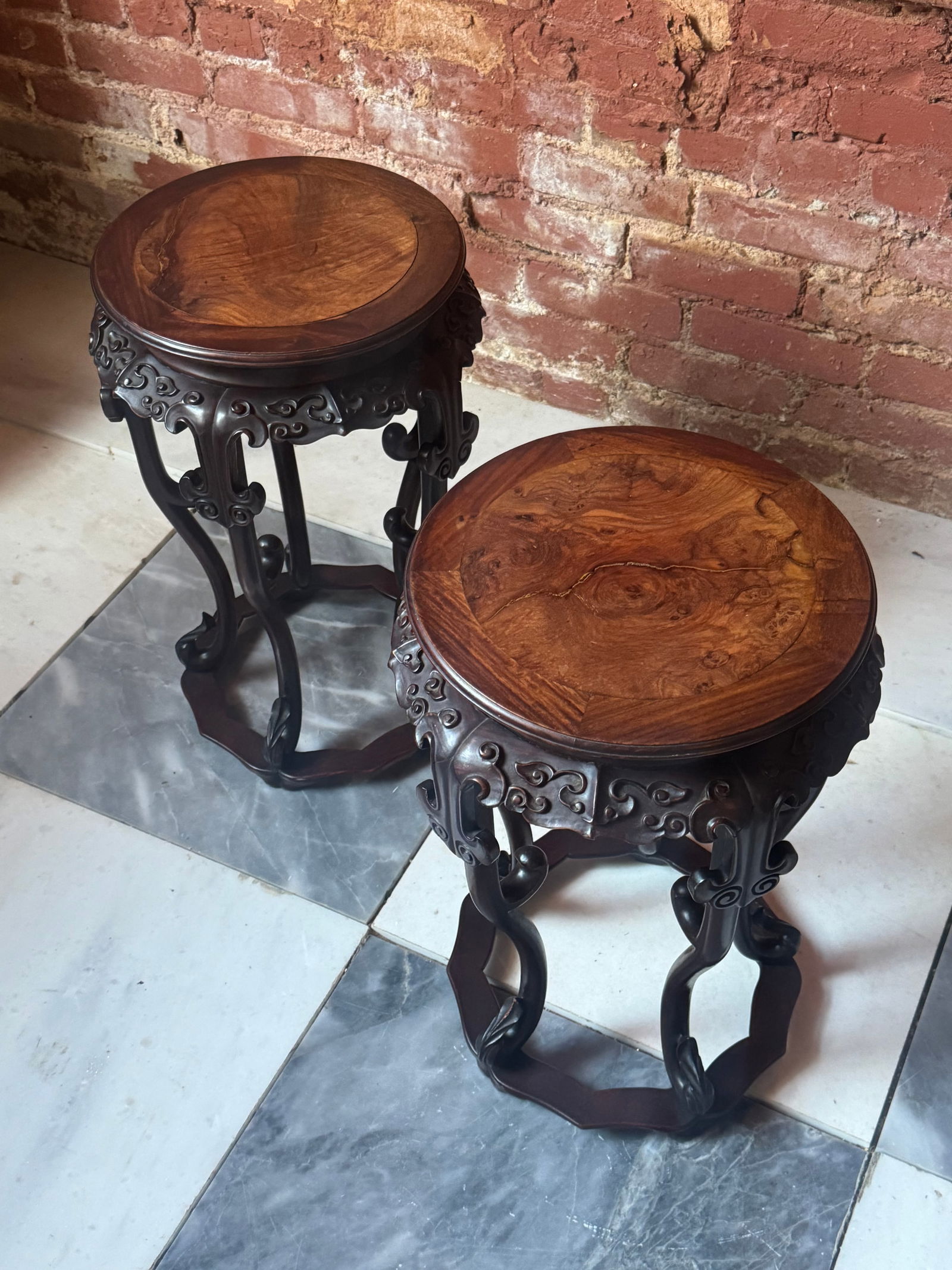Fine Qing Dynasty Huanghuali Stands Pair (1 of 14)