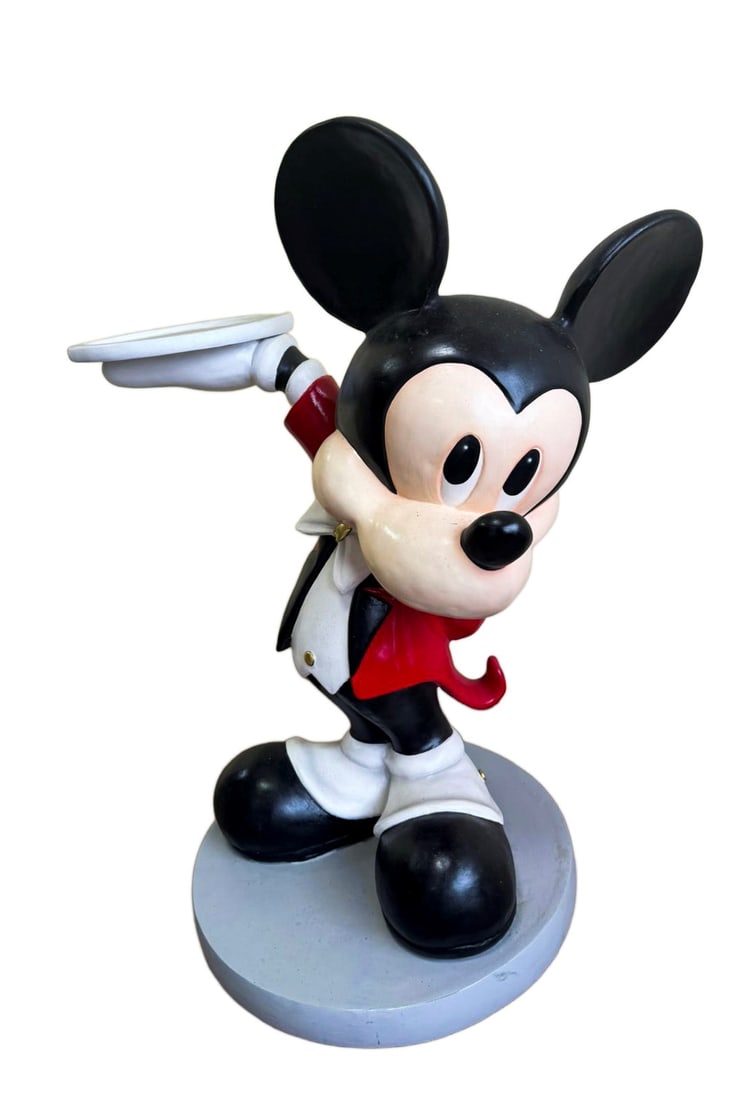 A MICKEY MOUSE (WALT DISNEY) FIGURE STATUE, (1 of 1)