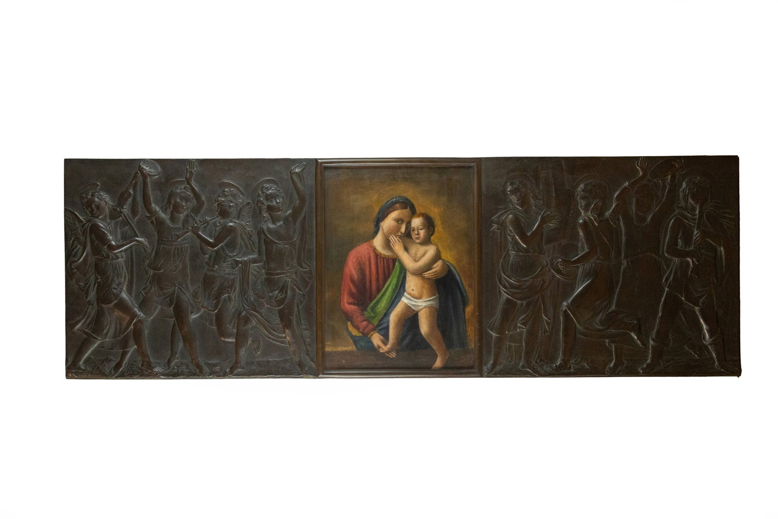 °BRONZE BAS-RELIEF DECORATED WITH MUSICAL ANGELS AND CENTRAL PAINTING DEPICTING THE MADONNA WITH: Oil on panel h cm 41,5 x l cm 130 x p cm 3; the painting h cm 38 x l cm 29 Signed and dated painting, G. Ceracchini 1944.
