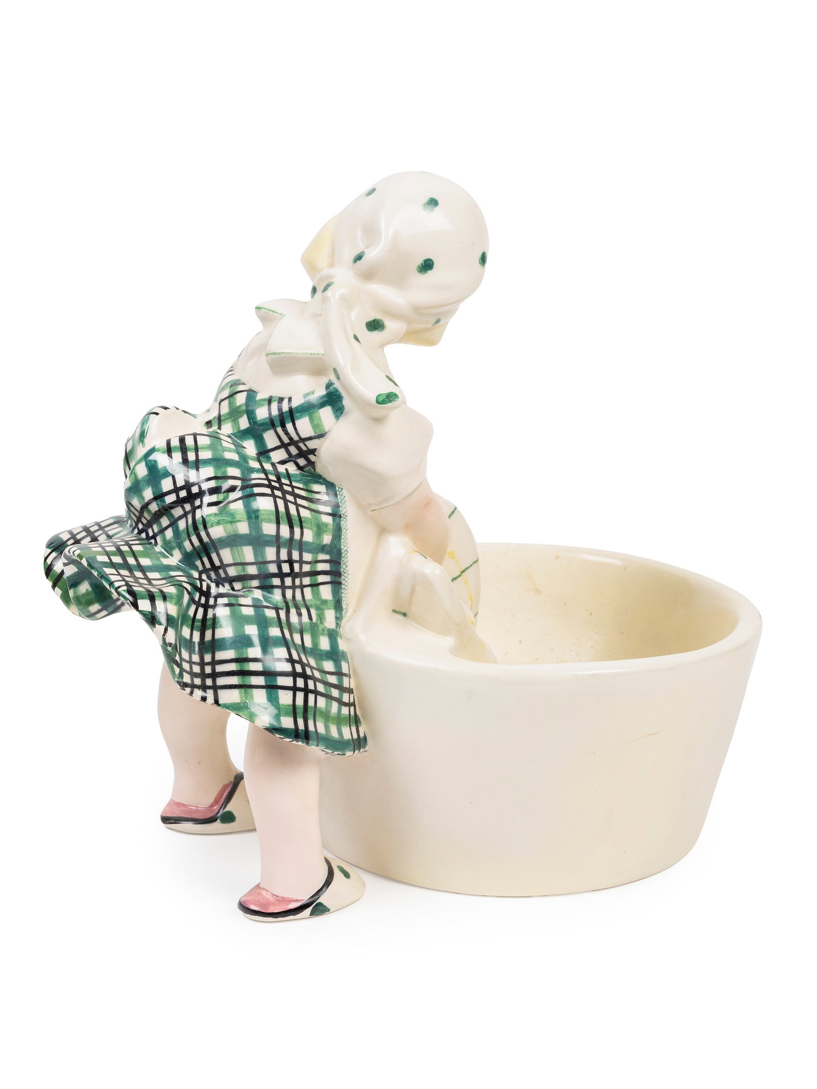 Sandro Vacchetti Essevi POLYCHROME EARTHENWARE SCULPTURE DEPICTING LITTLE WASHERWOMEN, Turin, 1939: h cm 27,5 x l cm 29 Signed under the base 'Essevi Torino Made in Italy, model by S. Vacchetti, 31-10-1939'.