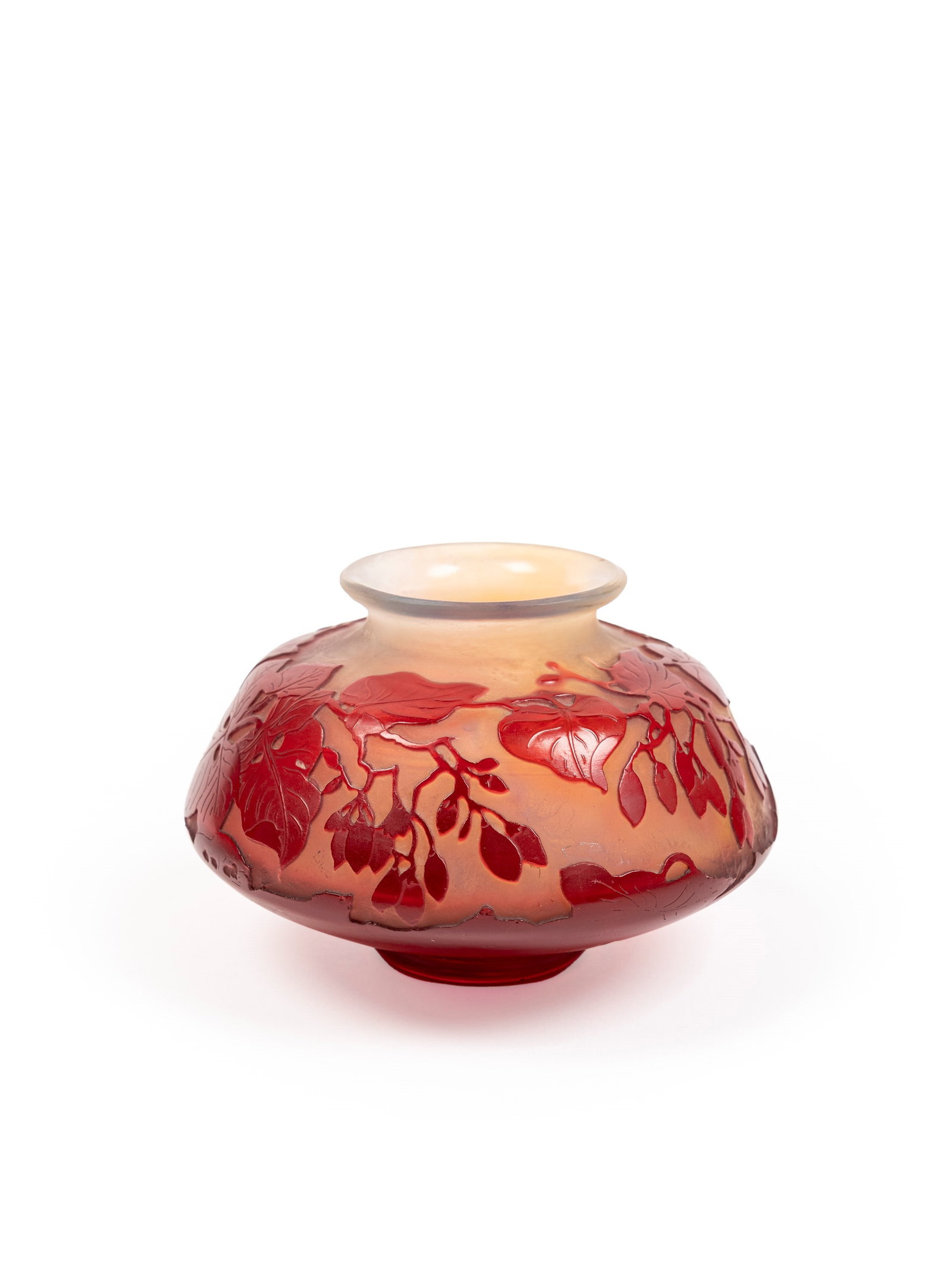 CAMEO GLASS VASE SIGNED GALLÉ, 20th century (1 of 4)