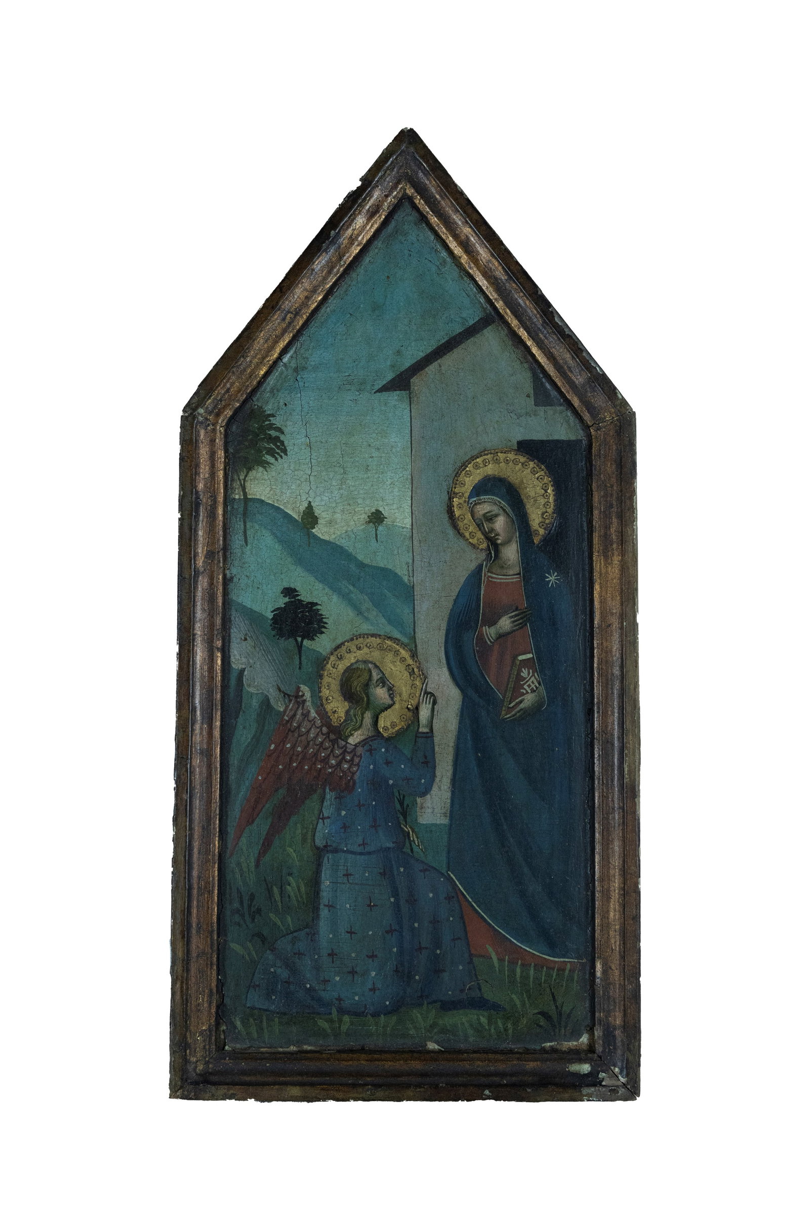 °A GABLED PAINTING DEPICTING THE ANNUNCIATION, 20th century: Oil on panel h cm 43 x l cm 20,3 20th century