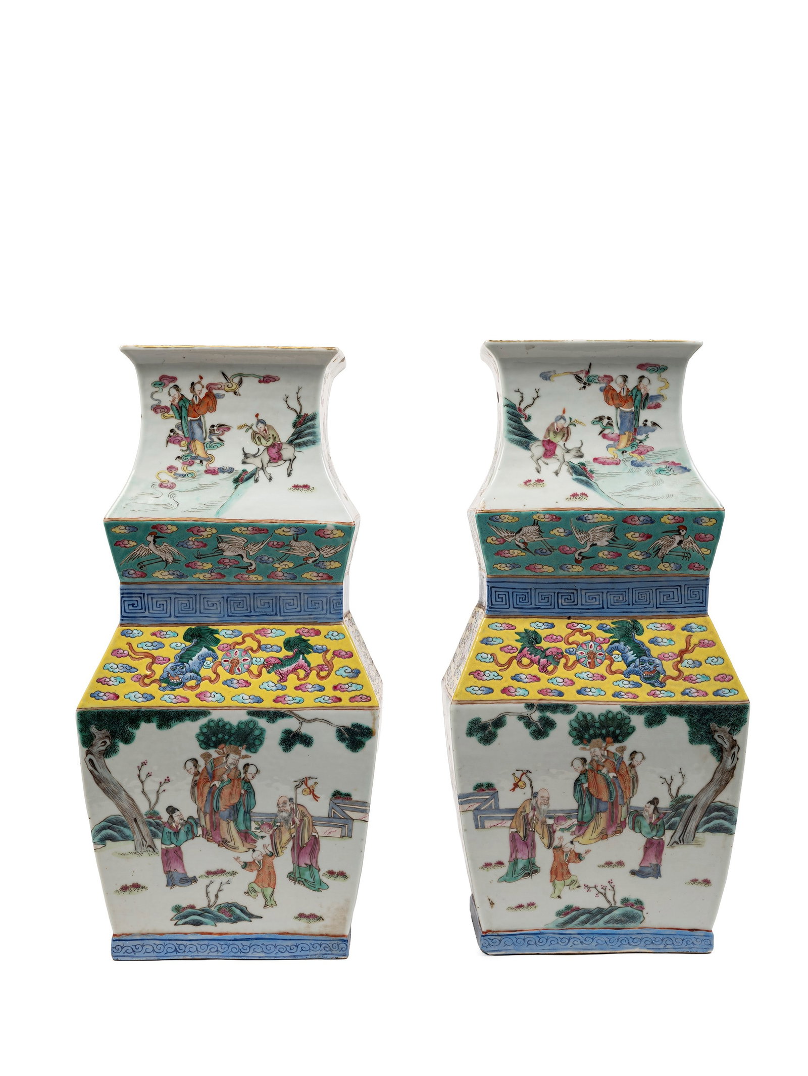 A PAIR OF LARGE FAMILLE ROSE PORCELAIN VASE, China, Qing dynasty, 19th century (1 of 5)