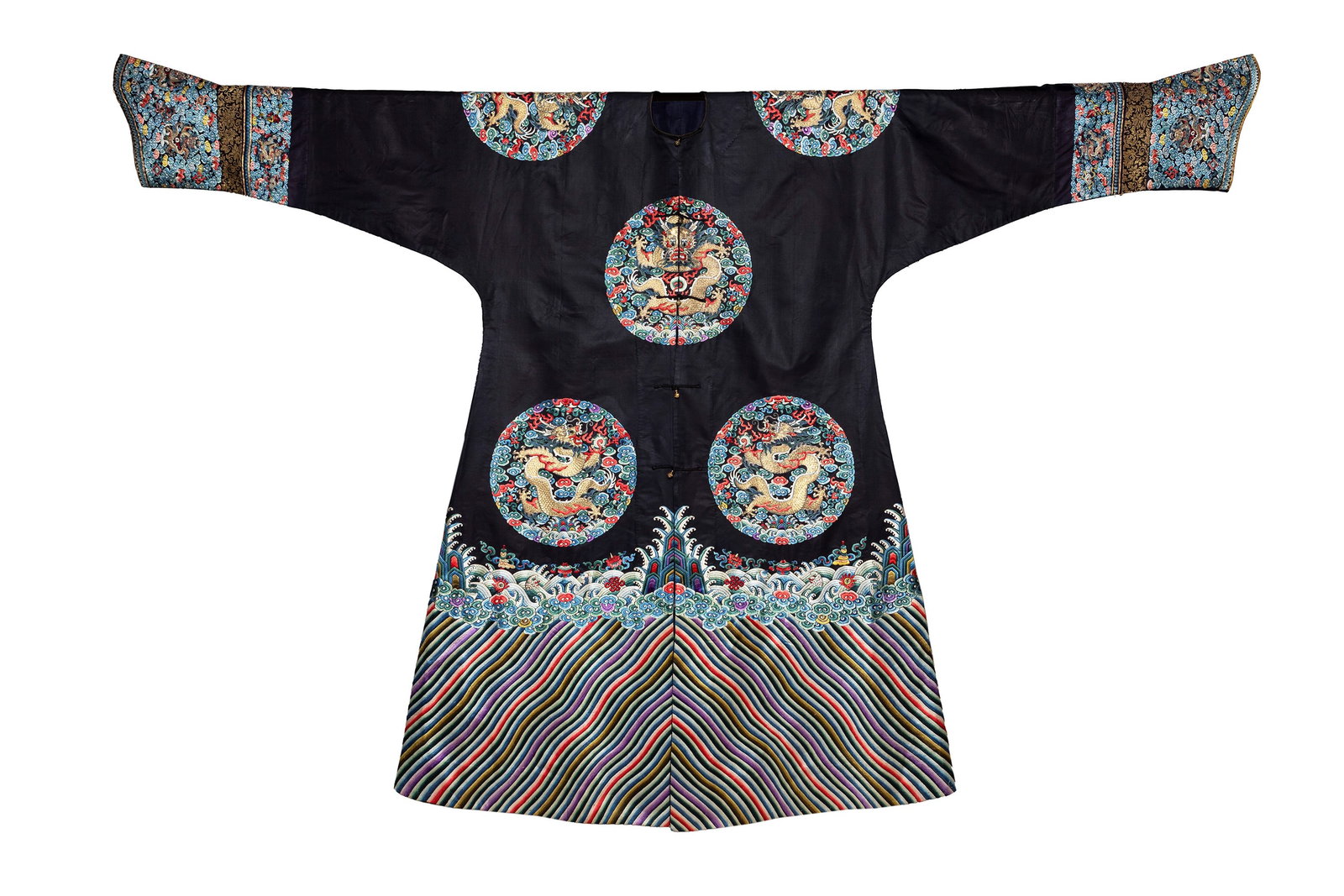 A RARE IMPERIAL CONSORT SILK 'DRAGON' EMBROIDERED ROBE , China, Qing dynasty, 19th century: h cm 147,5 x l cm 225Finely embroidered in polychrome and gilt threads, the robe features eight large circular roundels, each enclosing a five-clawed dragon surrounded by multicoloured clouds, bats an