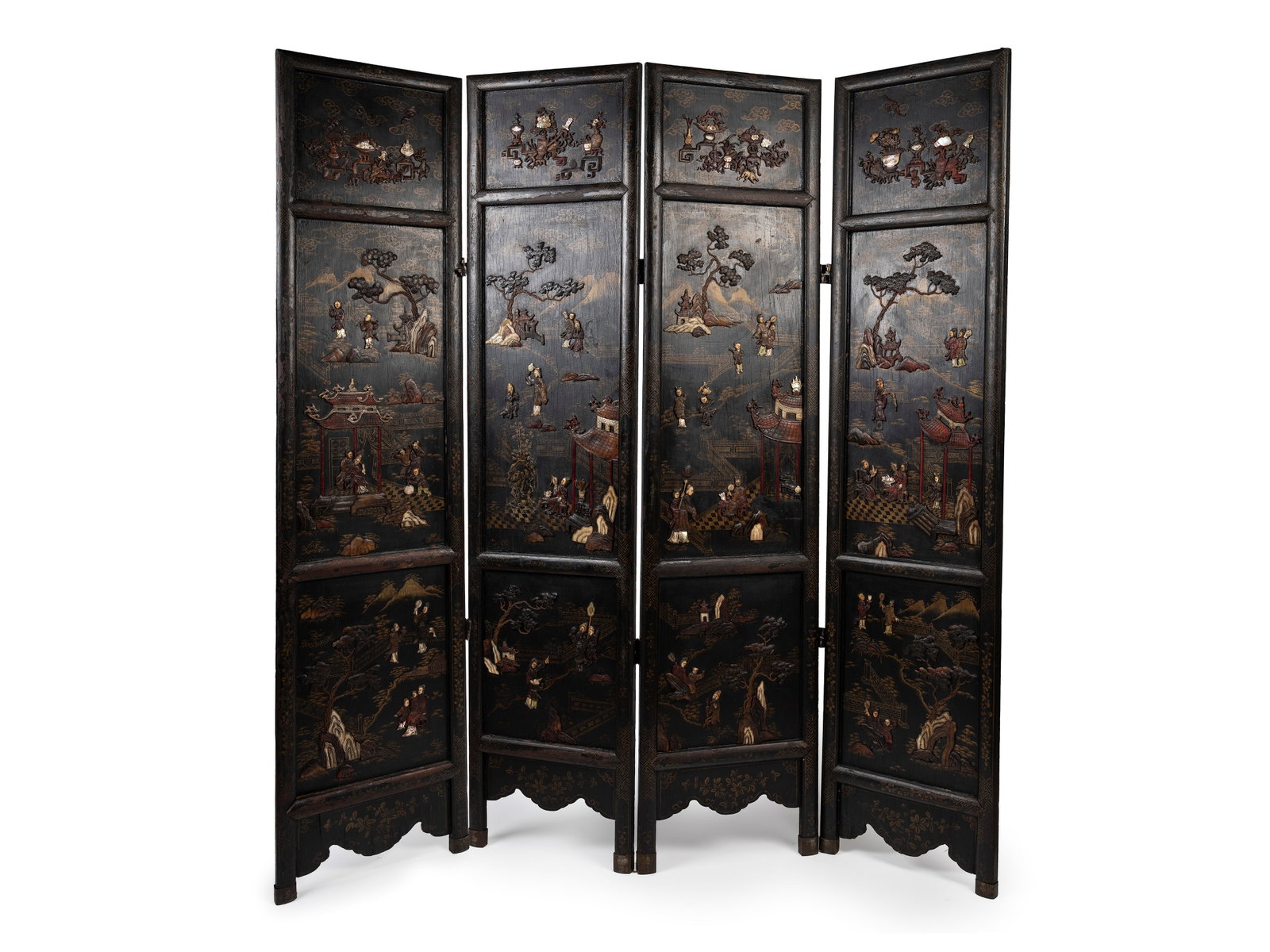 FOUR-PANEL LACQUERED WOOD SCREEN, China, early 20th century (1 of 2)