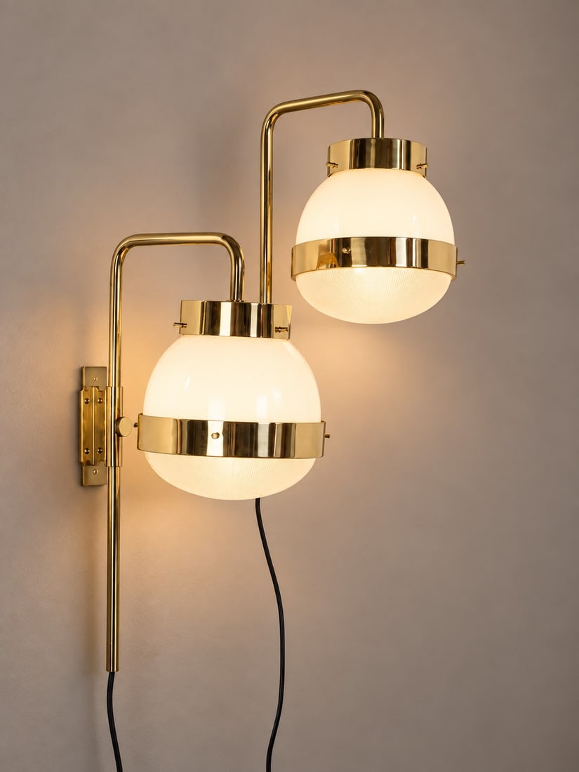 Sergio Mazza (Milano 1931), "DELTA" WALL LAMPS, circa 1960s (1 of 4)