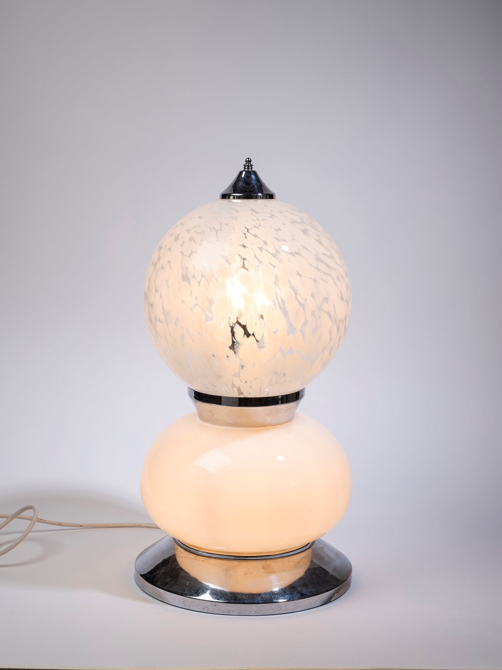 TABLE LAMP, circa 1970s - 2