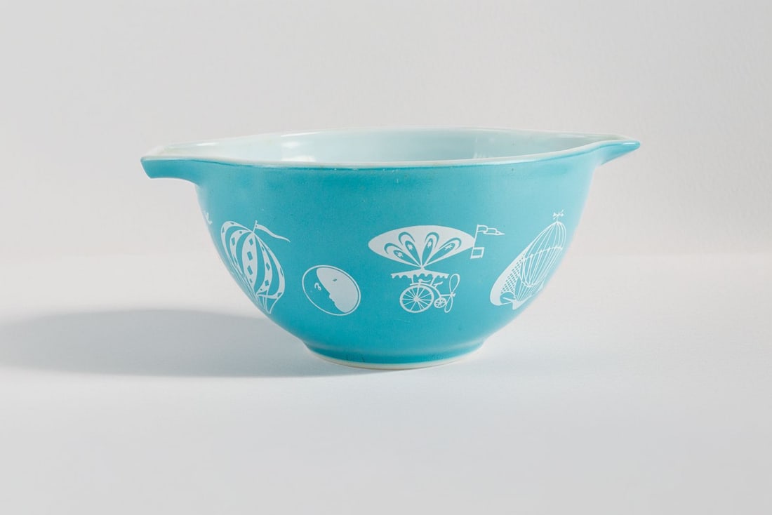 Vintage Pyrex Balloons Dip Bowl (1 of 8)