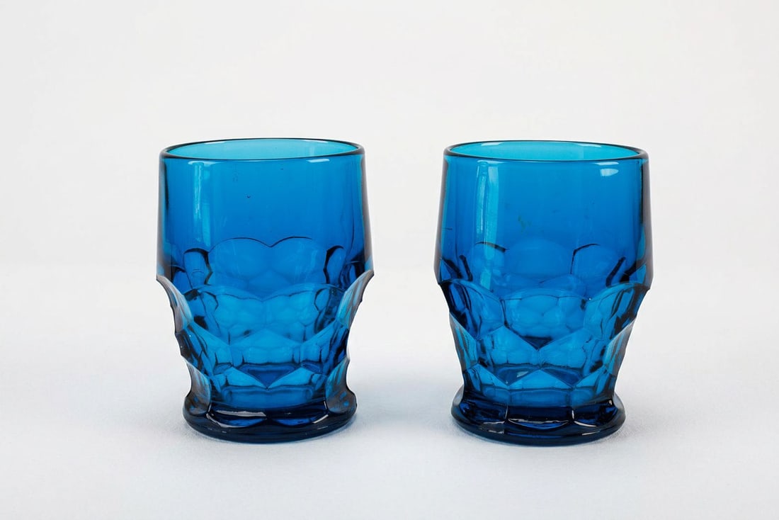 Pair of Vintage Viking Glass Georgian Tumblers in Blue: A pair of vintage Viking Glass Georgian tumblers. Vibrant Bluenique color, honeycomb pattern and thick base. ?Gorgeous cups to cheers with. ?See photos for details.