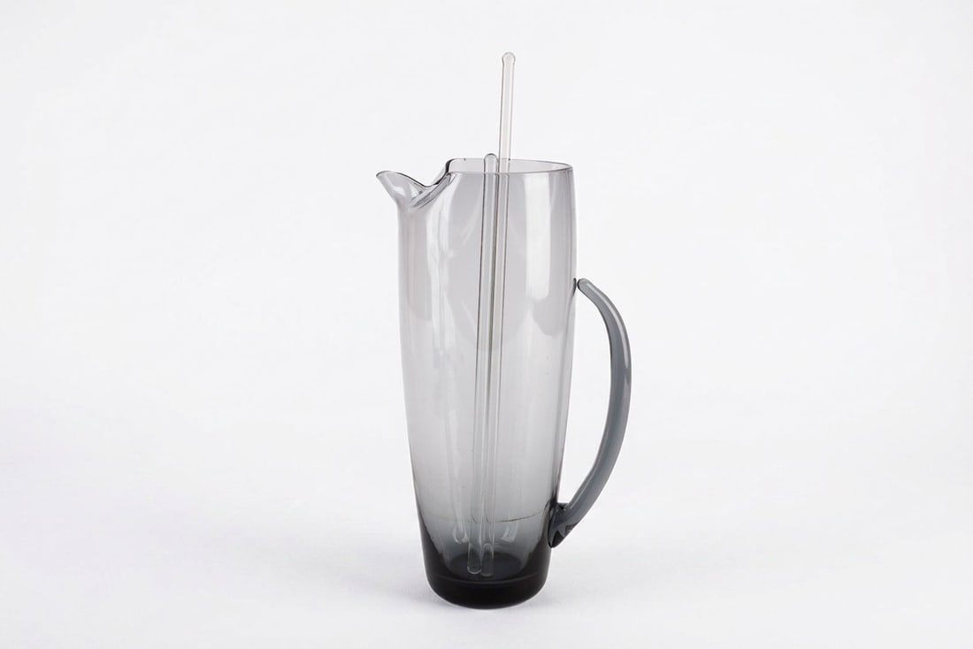 Vintage Morgantown Normandie Smoked Charcoal Pitcher: Includes two glass stirrers. No chips, nicks or damage.?