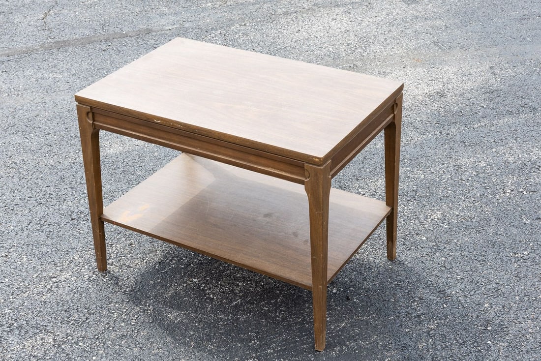 Vintage MCM Walnut End Table with Lower Shelf - 7