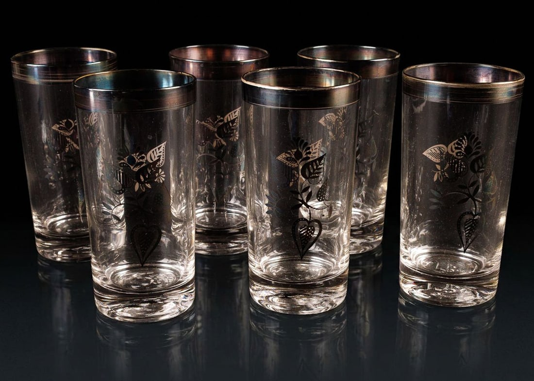Set of 6 Vintage Georges Briard Damask Flower Glasses: Six signed Georges Briard vintage damask flower glasses with platinum silver trim. No chips or damage to the glass, there is some minimal loss on some of the flowers.?