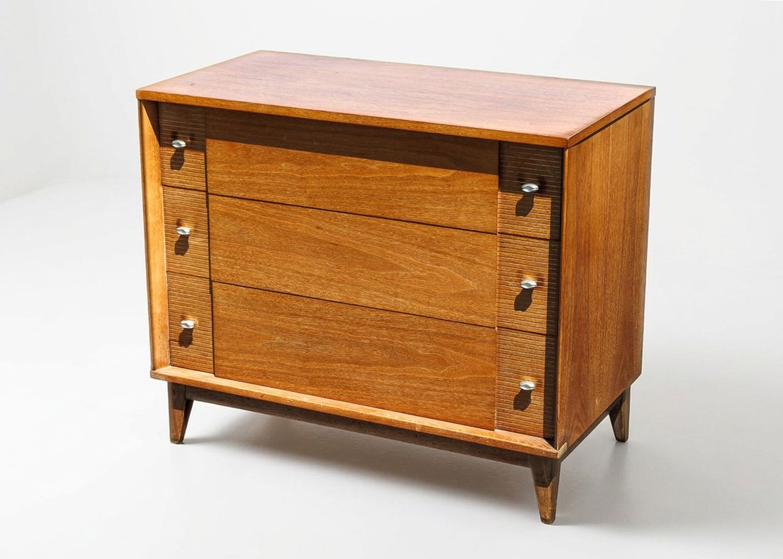Vintage MCM 3-Drawer Dresser: This dresser is dated vintage and showcases a classic, Mid-Century Modern aesthetic that is sure to delight in any living space. Equipped with three wide drawers for plentiful storage, this dresser