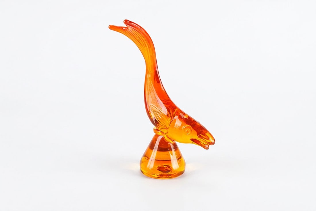 Viking Epic Persimmon Art Glass Trout: Mid century persimmon colored Viking art glass trout / salmon fish from the epic line. Overall great condition.?