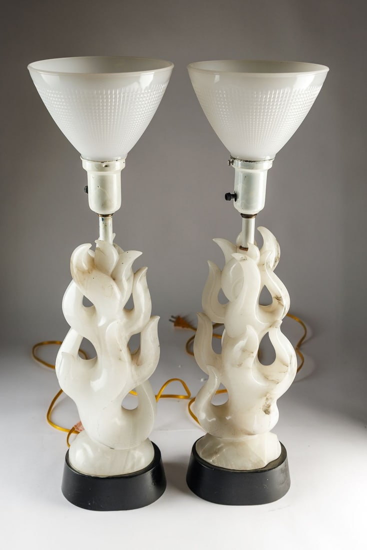 Pair of Vintage Maurizio Tempestini (1908–1960) "La Flamma" Ablabaster Table Lamps (1 of 9)