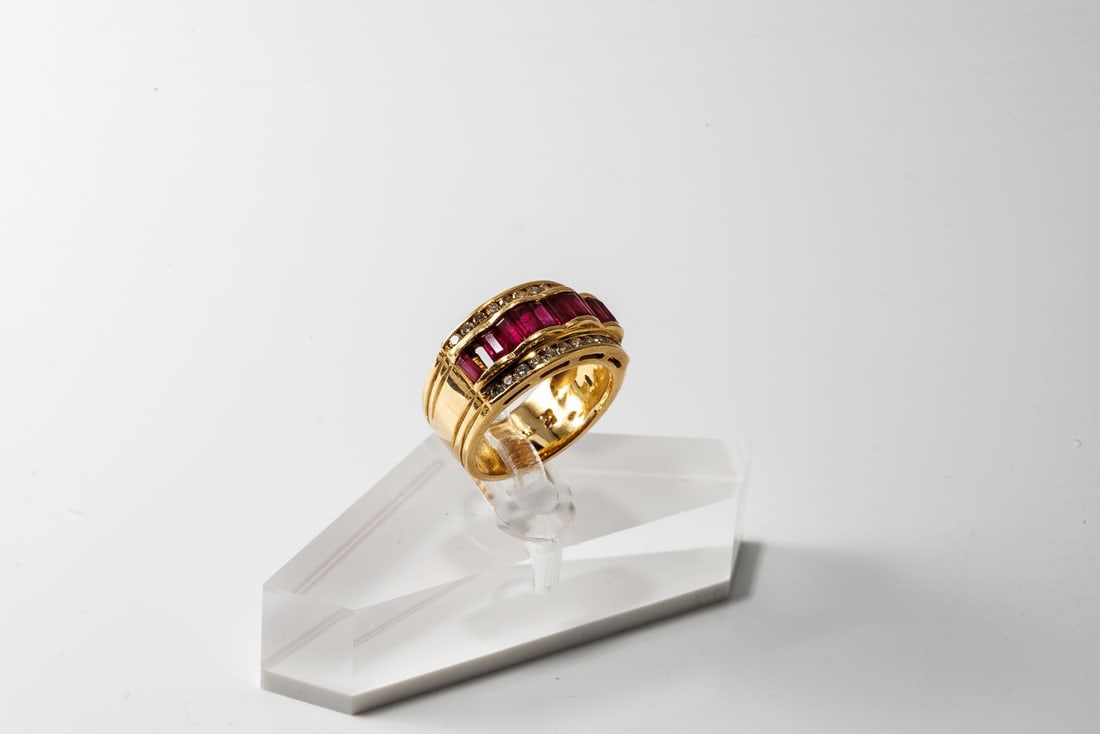 18K Gold Ring - 10