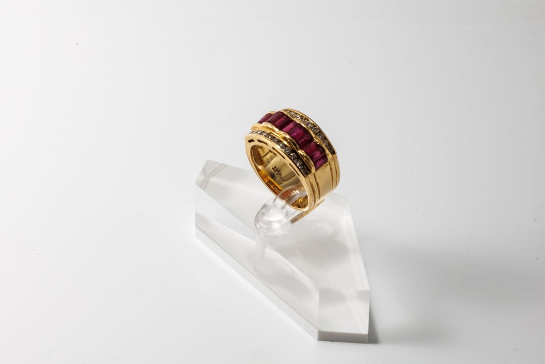18K Gold Ring - 4
