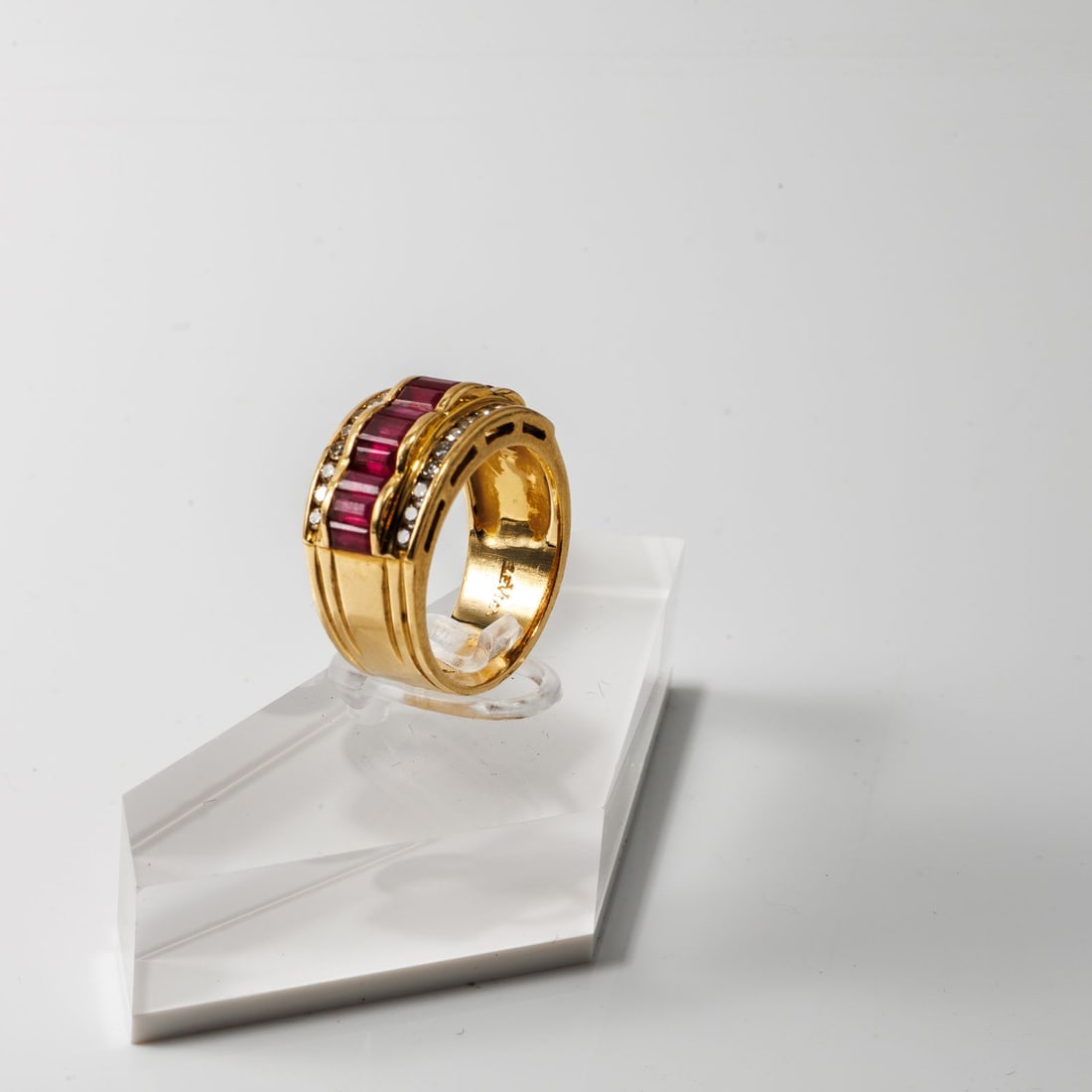 18K Gold Ring - 5