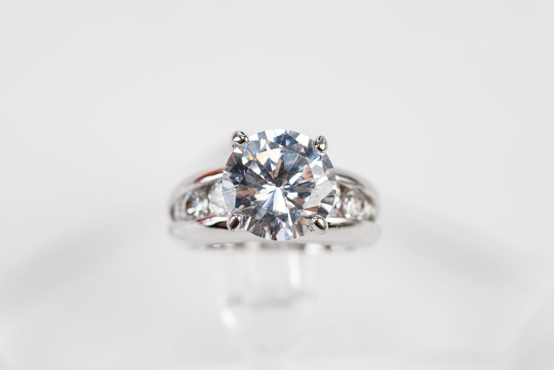 Diamond Style Ring - 5