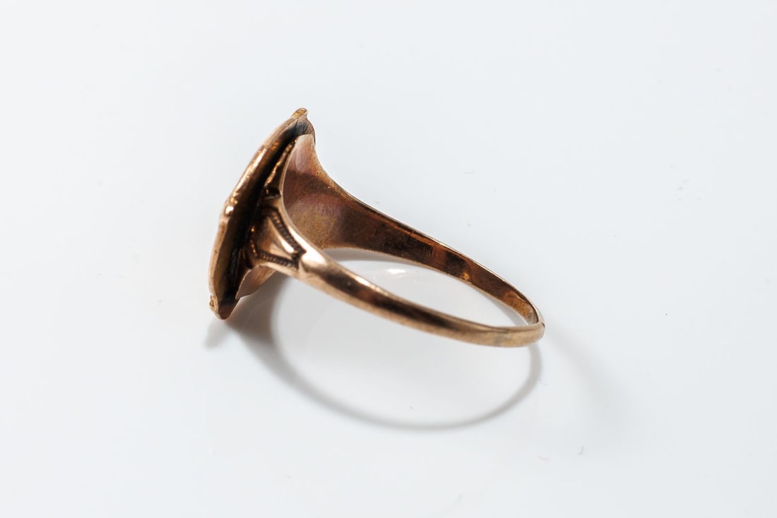 10K Gold Ring - 4