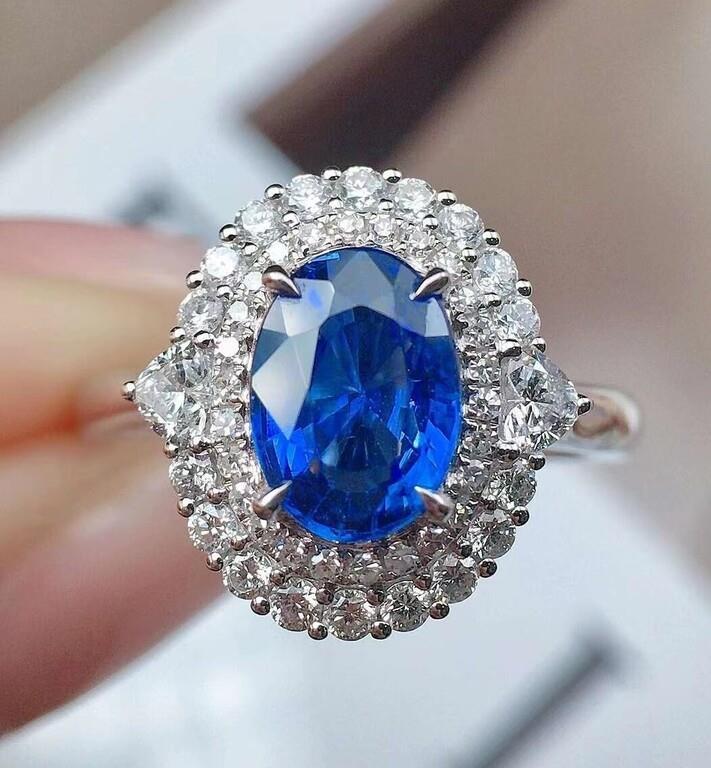 2ct Cornflower Sapphire Ring 18k Gold (1 of 4)
