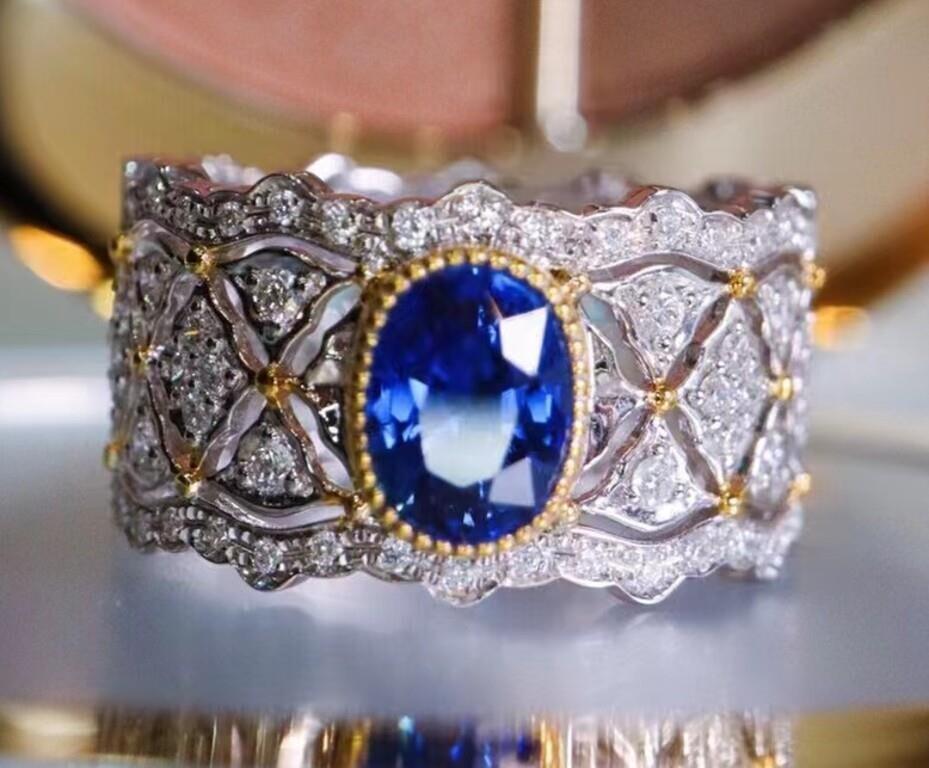 1.3ct Natural Sapphire 18K Gold Ring (1 of 4)