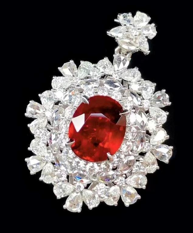 4.2ct Pigeon Blood Ruby 18Kt Gold Pendant (1 of 3)