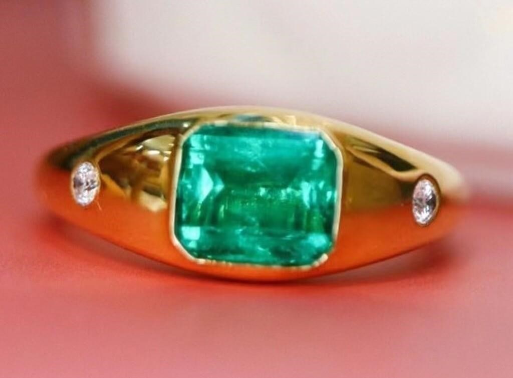 1ct Natural Emerald 18Kt Gold Ring (1 of 3)