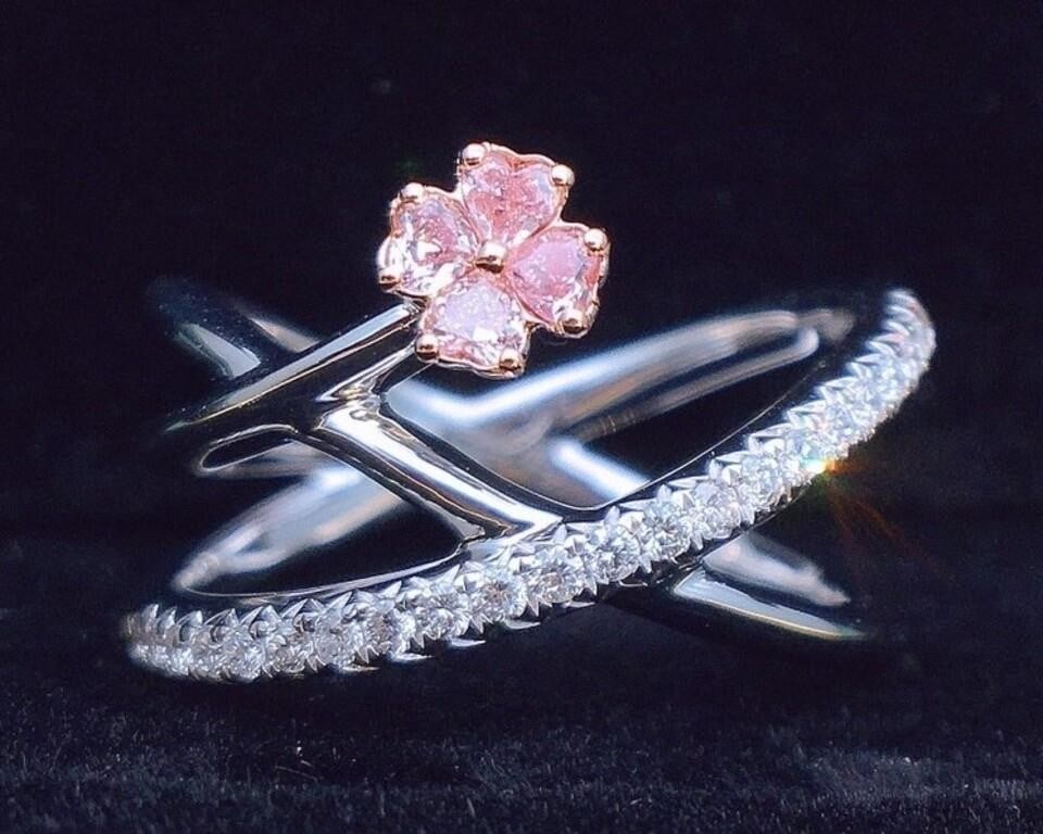18Kt Gold Natural Pink Diamond Ring (1 of 2)