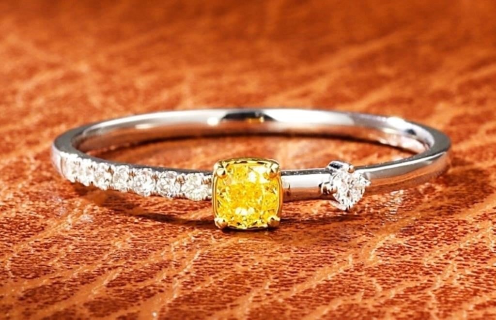 Natural Yellow Diamond 18Kt Gold Ring: 18Kt gold inlaid with 0.18ct natural yellow diamond and 0.1cts natural white diamonds, crystal-clear, full color, shining and good clarity. Internationally certified natural Diamonds, comes with Inter
