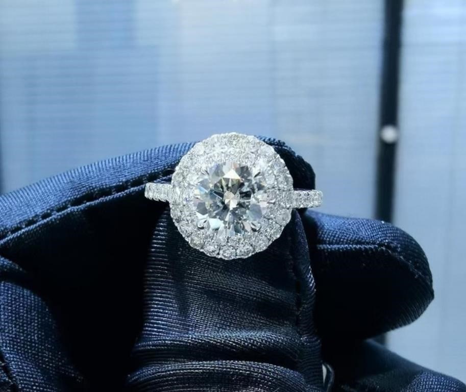 1ct Natural Diamond 18Kt Gold Ring (1 of 3)