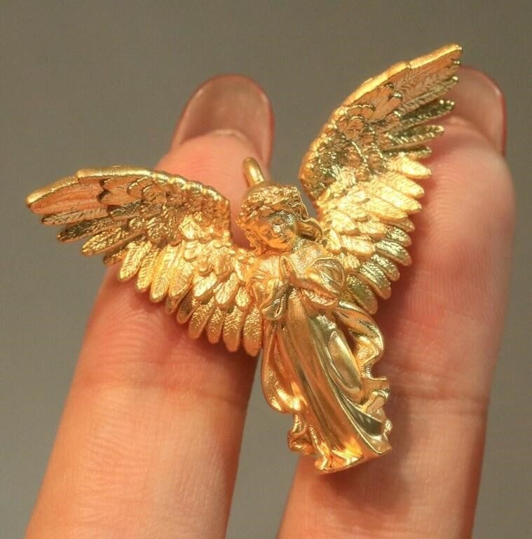 18K Gold Angel Pendant (1 of 3)