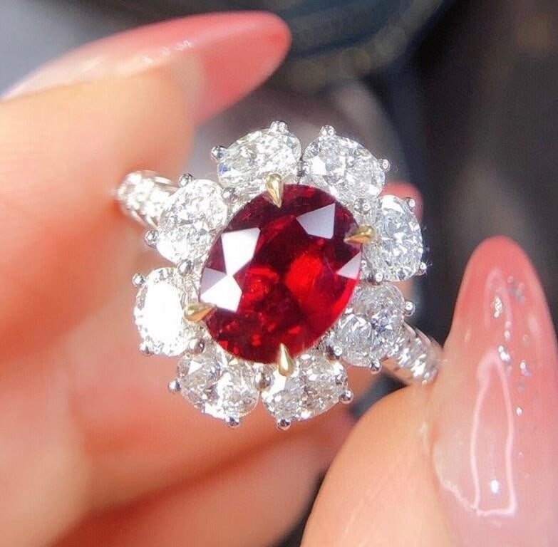 2.3ct Pigeon Blood Ruby 18Kt Gold Ring (1 of 3)