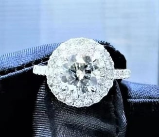 1ct Natural Diamond 18Kt Gold Ring
