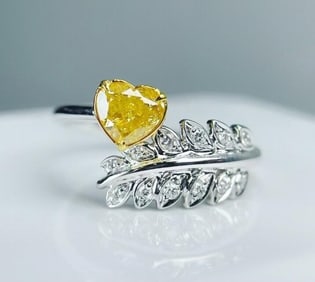 0.5ct Natural Yellow Diamond 18Kt Gold Ring