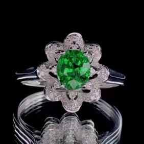 1ct Natural Tsavorite 18Kt Gold Ring