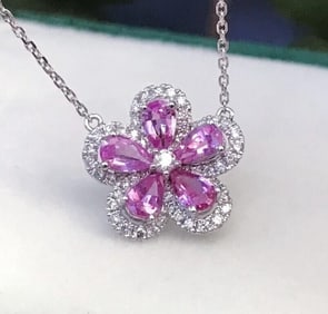 1.28cts Natural Sapphire 18Kt Gold Necklace