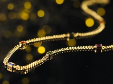 Natural Fancy Sapphire 18Kt Gold Necklace