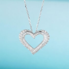 Natural Diamond 18Kt Gold Pendant
