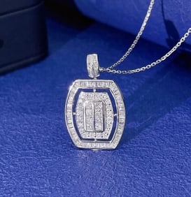 1.07cts Natural Diamond 18Kt Gold Pendant