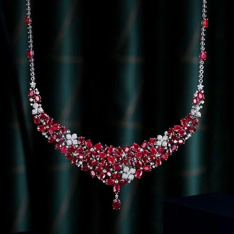 45cts Pigeon Blood Ruby Necklace 18K Gold (1 of 1)