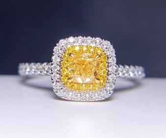 Natural Yellow Diamond 18Kt Gold Ring