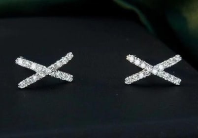 Natural Diamond 18Kt Gold Earrings
