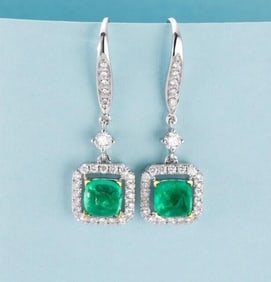 1.2cts Natural Emerald 18Kt Gold Earrings