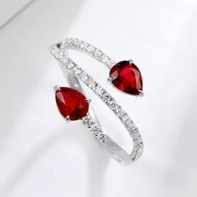 0.9cts Pigeon Blood Ruby 18Kt Gold Ring