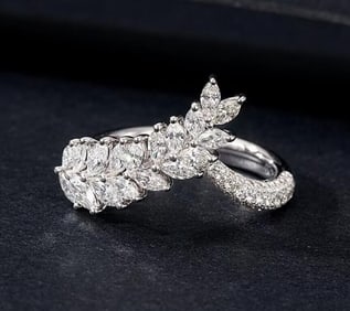 1.06cts Natural Diamond 18Kt Gold Ring