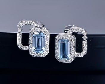 1.3ct Natural Aquamarine 18Kt Gold Earrings