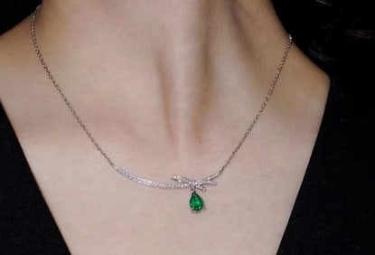 1.2ct Zambian Emerald 18Kt Gold Necklace