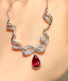 1.14ct Natural Ruby 18Kt Gold Necklace